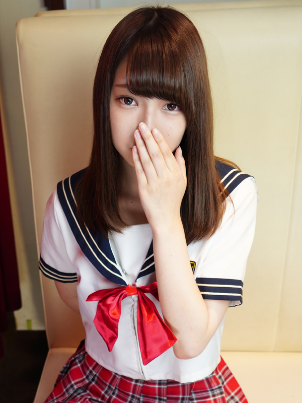 激安ヌキ道楽・梅田店 グミ 26歳 T：162cm　B：85(D)　W：55　H：87